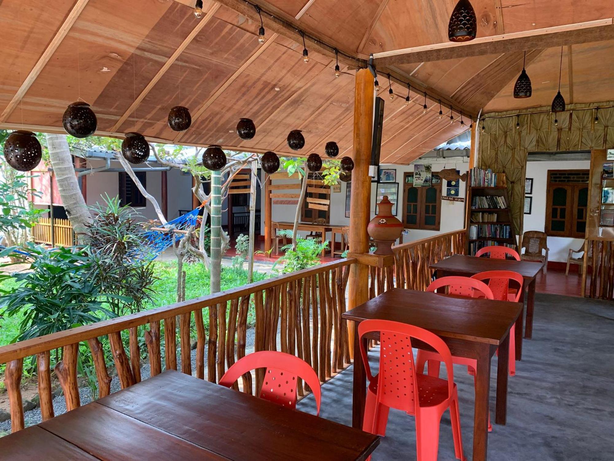 Vibushan Guest House Nilaveli Exterior foto